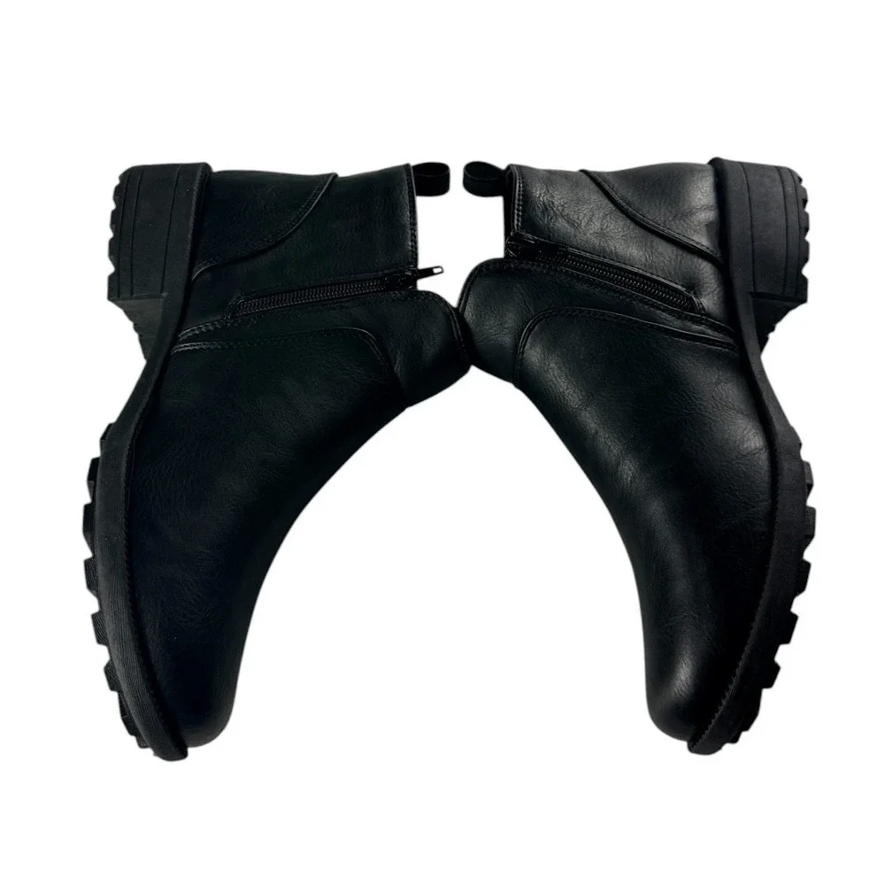 Easy Street Amiga Black Faux Leather Ankle Bootie Women 10W 31-7911 Comfort NEW